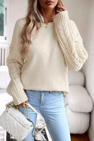 Cable knit sleeve sweater [cream, green, and gray]