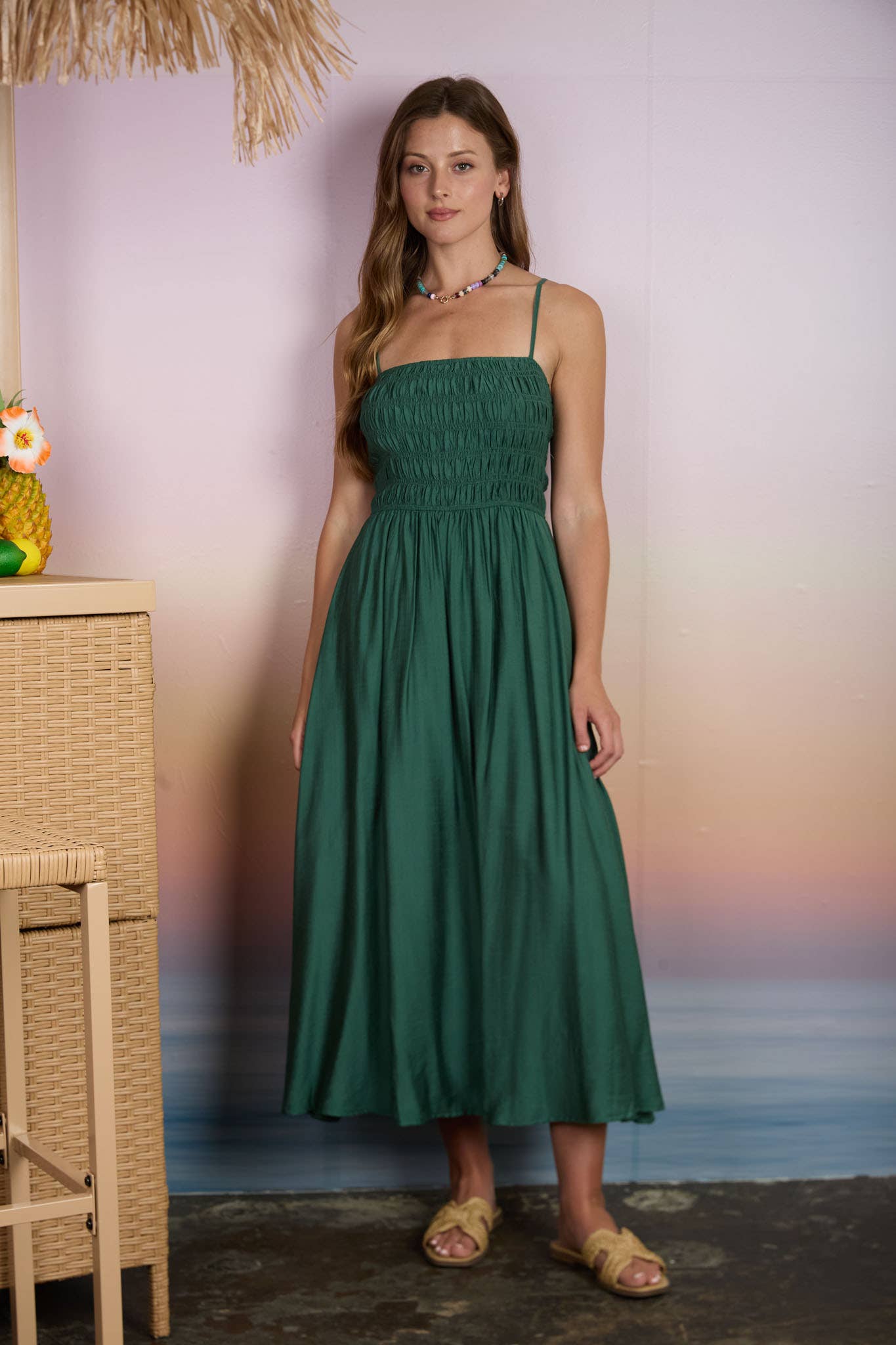 Easy Elegance Shirred Midi Dress [kelly green]
