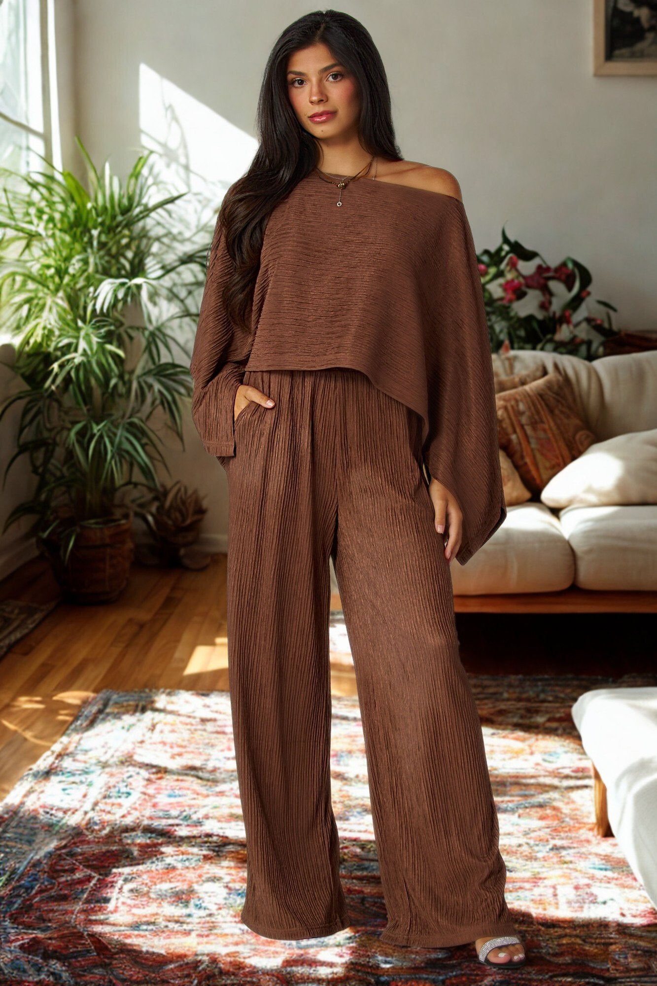 Lounging Pretty [chocolate]