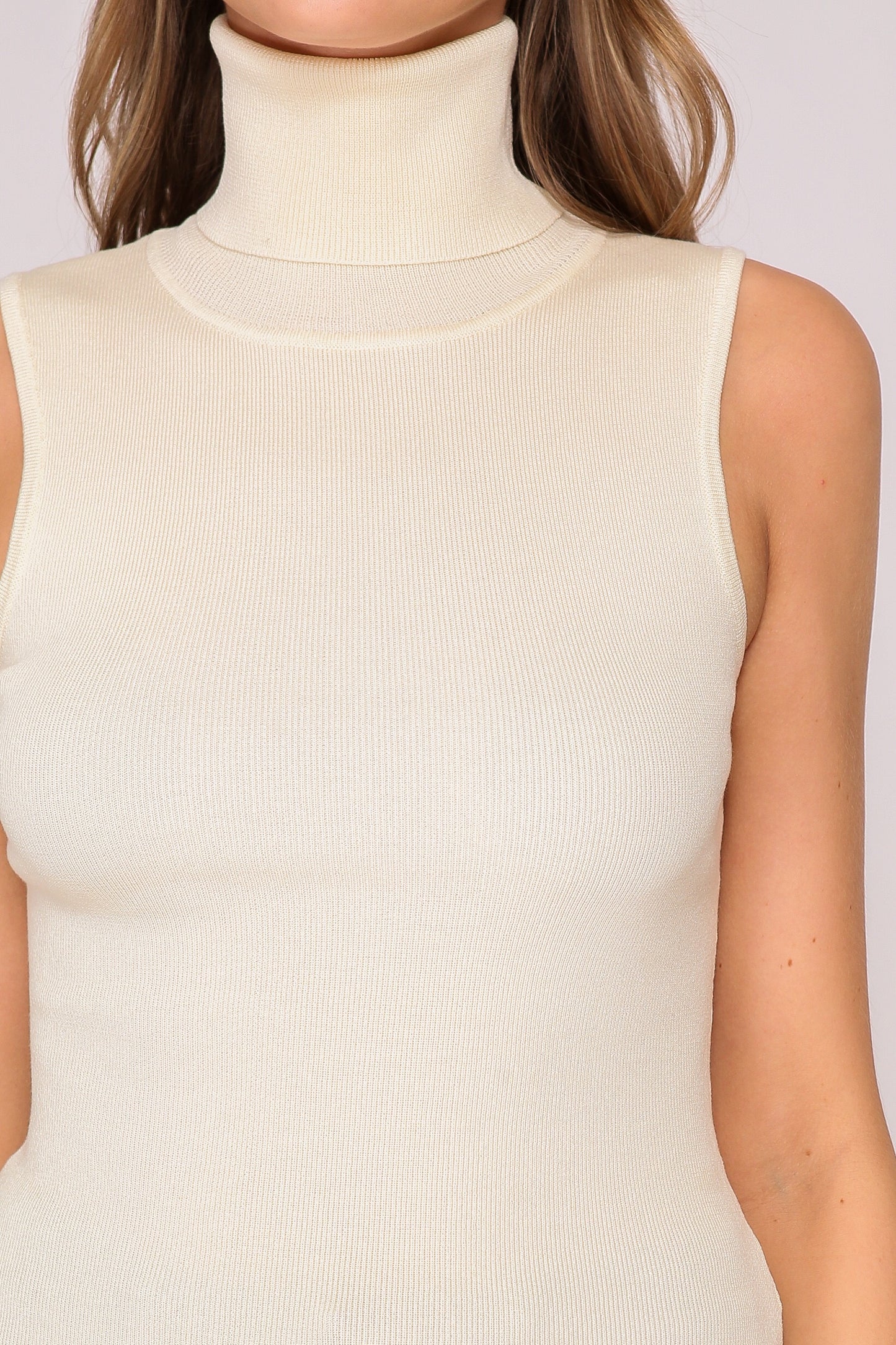 Cindy Chic Turtle Neck