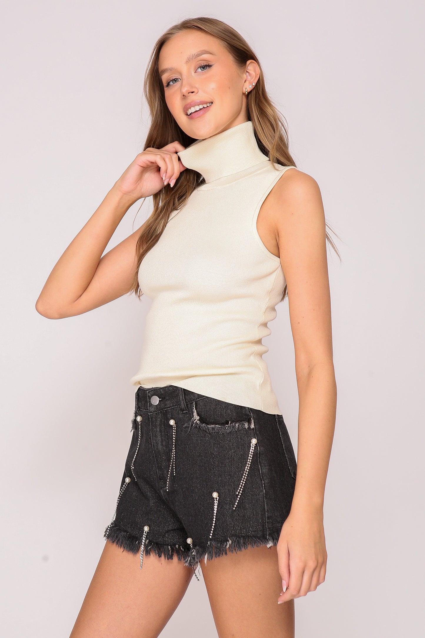 Cindy Chic Turtle Neck