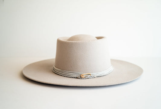 The Graceful in Cool Gray