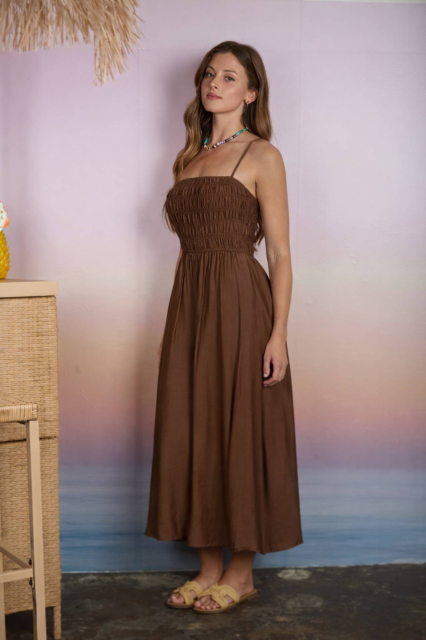 Easy Elegance Shirred Midi Dress [mocha]